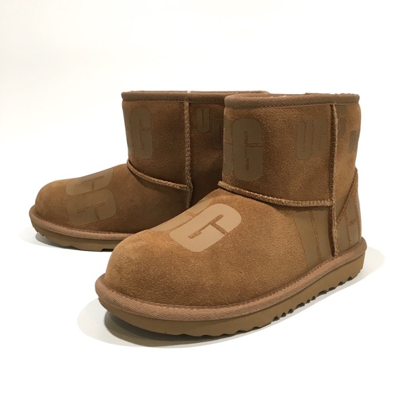 UGG CLASSIC MINI SCATTER GRAPHIC BOOTS -CHESTNUT SUEDE -KIDS US 5 -NEW - Picture 5 of 9
